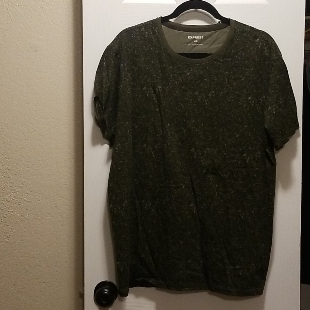 Short sleeve shirt
